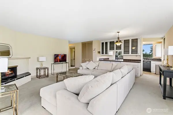 1910 Evergreen Park DR SW #701, Olympia, WA 98502
