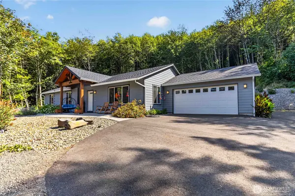 210 Echo LN, Longview, WA 98632