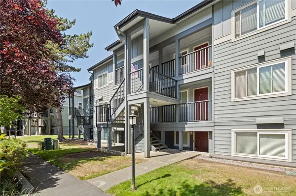 11110 NE 125th LN #H229, Kirkland, WA 98034