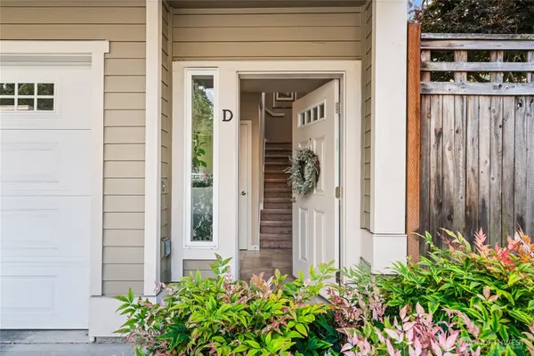 7803 218 ST SW #D, Edmonds, WA 98026