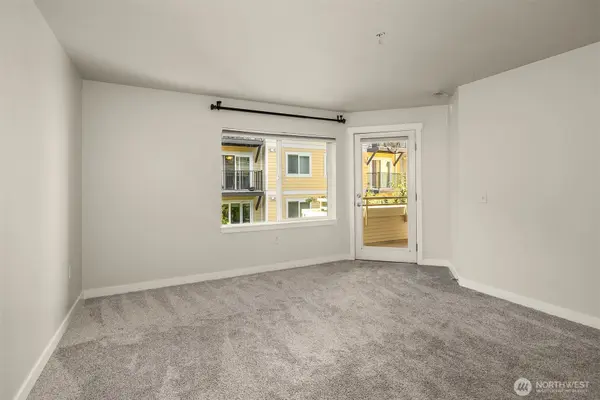 12534 15th AVE NE #22, Seattle, WA 98125