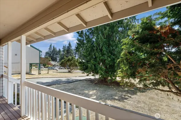 1279 Halsey DR, Coupeville, WA 98239