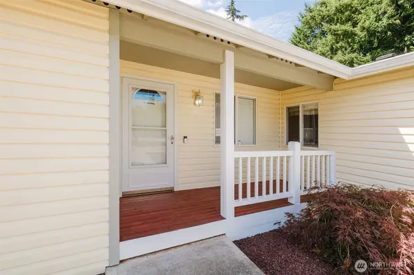 6820 Meridian RD SE, Olympia, WA 98513