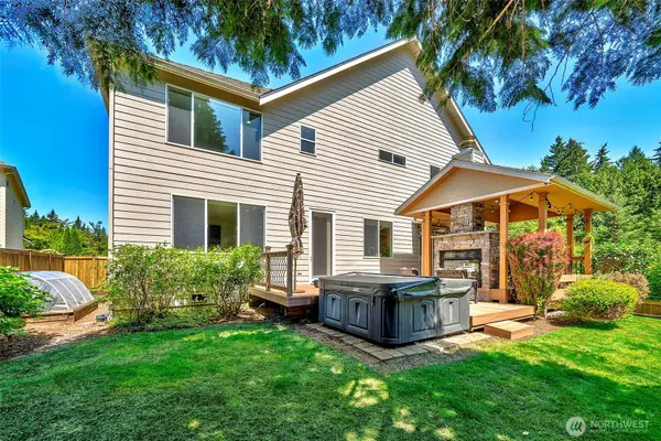 22187 NE 93rd ST, Redmond, WA 98053