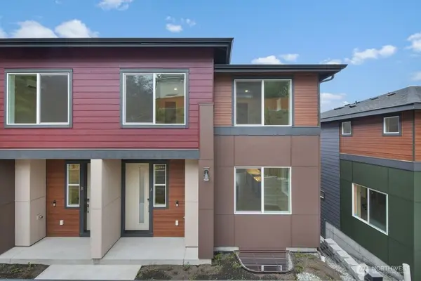13216 NE 127th CT #A, Kirkland, WA 98034