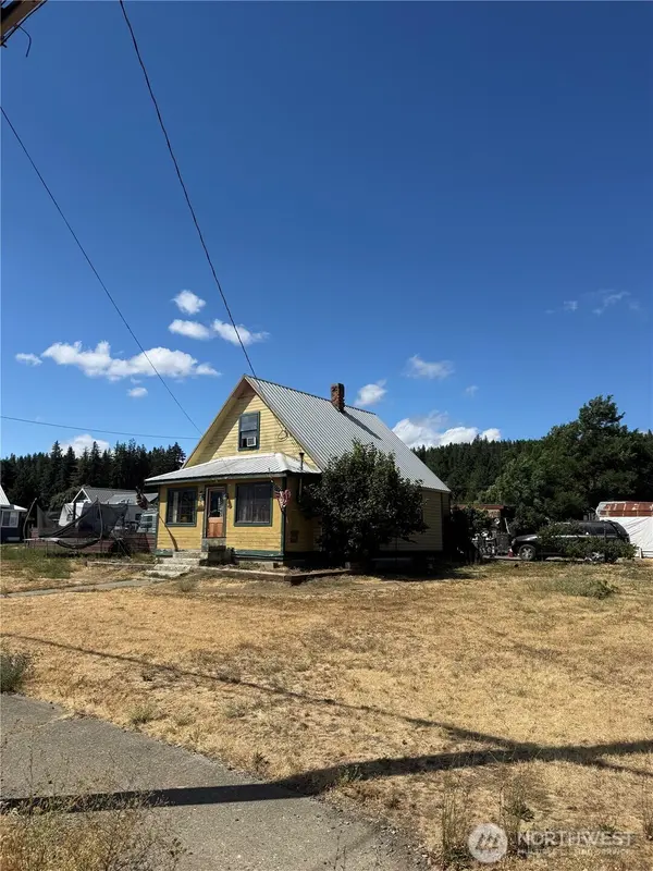 719 E 2nd ST, Cle Elum, WA 98922