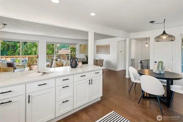 4302 225th ST SW, Mountlake Terrace, WA 98043