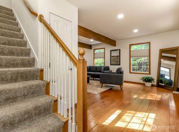 15918 41st ST E, Sumner, WA 98391