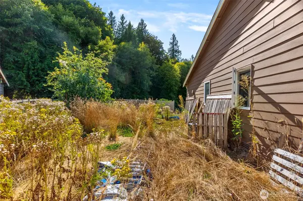 4221 Roxanna LOOP SE, Lacey, WA 98503