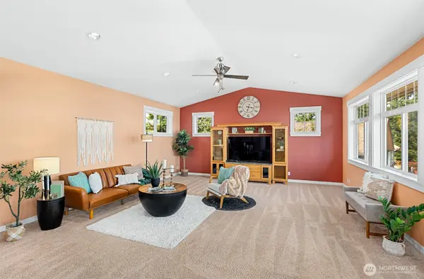 1320 Juniper Beach RD, Camano Island, WA 98282