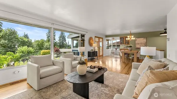 5059 116th AVE SE, Bellevue, WA 98006