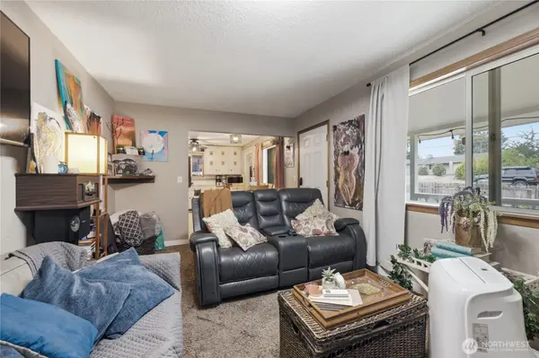 16001 Park AVE S, Spanaway, WA 98387