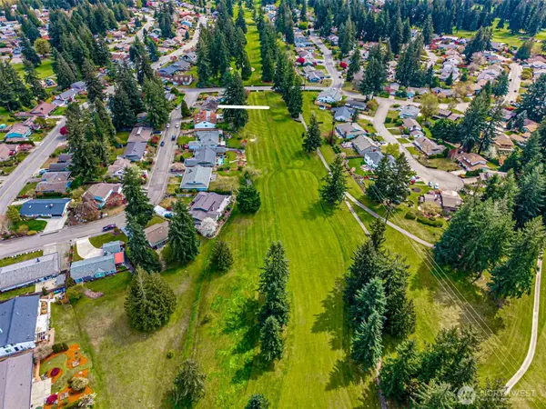 14229 SE 165th PL, Renton, WA 98058