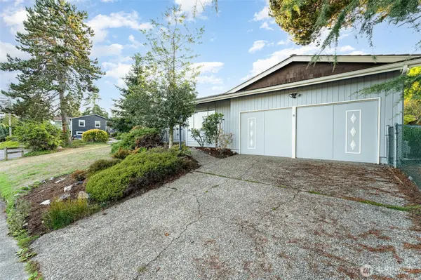 12707 89th PL NE, Kirkland, WA 98034