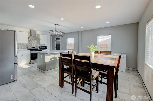 2331 NW Columbia AVE, East Wenatchee, WA 98802