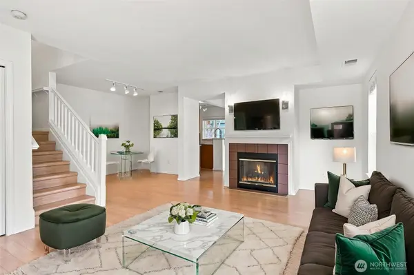 5601 N Grove DR, Mukilteo, WA 98275