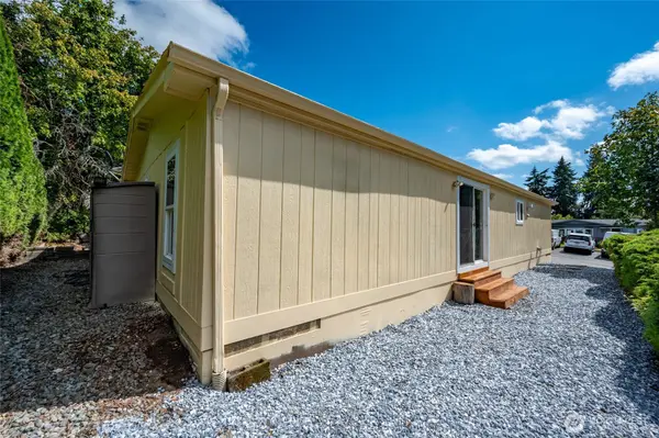 2418 S 371st ST #47, Federal Way, WA 98003