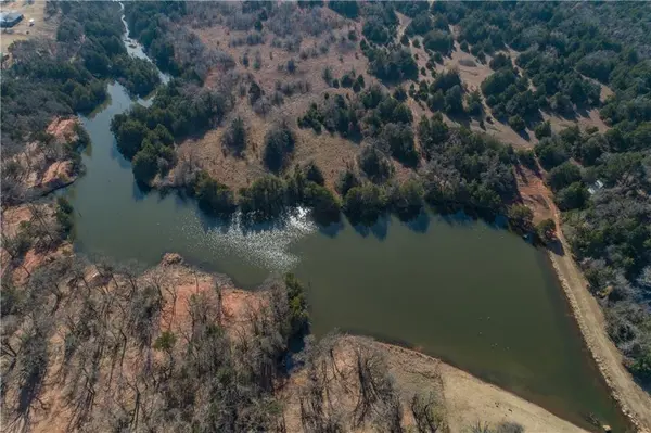 1550 Bird Creek DR, Guthrie, OK 73044