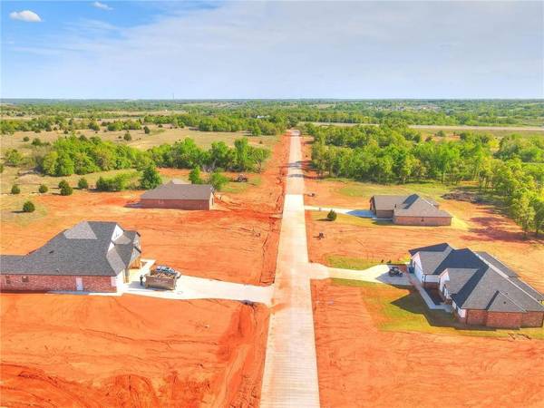 1249 Layla LN, Blanchard, OK 73010