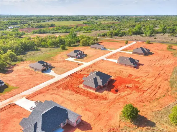 1248 Layla LN, Blanchard, OK 73010