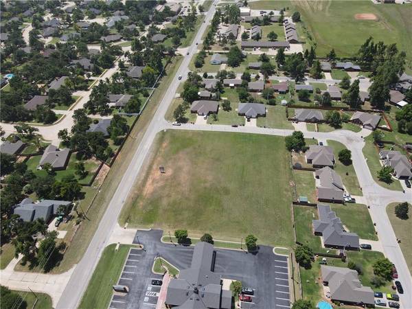 3 N Council RD, Blanchard, OK 73010