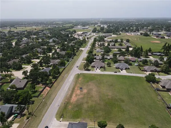 3 N Council RD, Blanchard, OK 73010