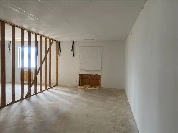 211 N 9TH ST, Canute, OK 73626