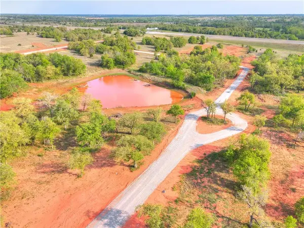 1209 Jerzee Mae RD, Blanchard, OK 73010