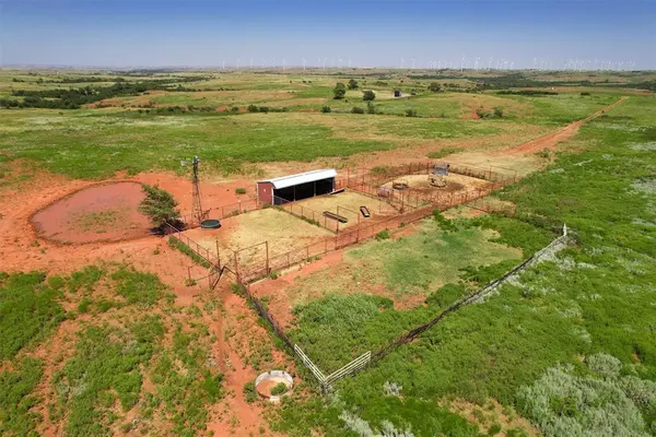 1960 RD, Elk City, OK 73644