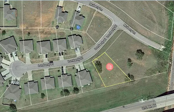 6 Lombardy PL, Clinton, OK 73601