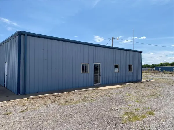 3702 W 3rd ST, Elk City, OK 73644
