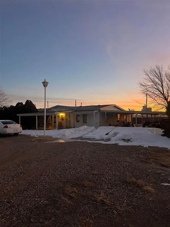 212 S Lorenz ST, Hooker, OK 73945