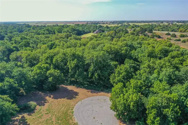 Buck LN, Weatherford, OK 73096