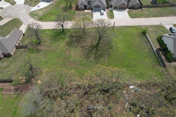 6 Morning Glory LN, Seminole, OK 74868