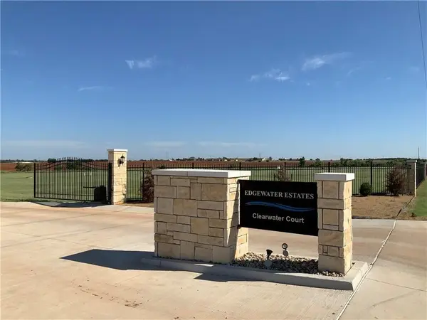 1809 Clearwater CT, Kingfisher, OK 73750