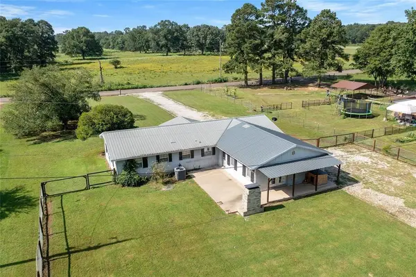 1266 W Memorial RD, Broken Bow, OK 74728