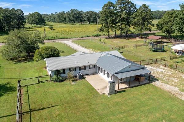 1266 W Memorial RD, Broken Bow, OK 74728