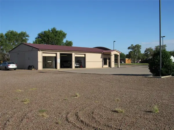 1904 E Broadway ST, Altus, OK 73521