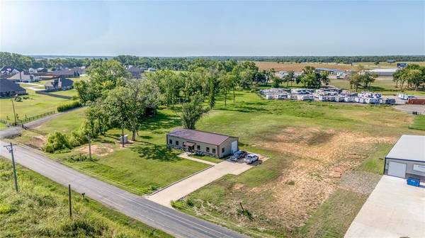 746 E Center RD, Goldsby, OK 73093