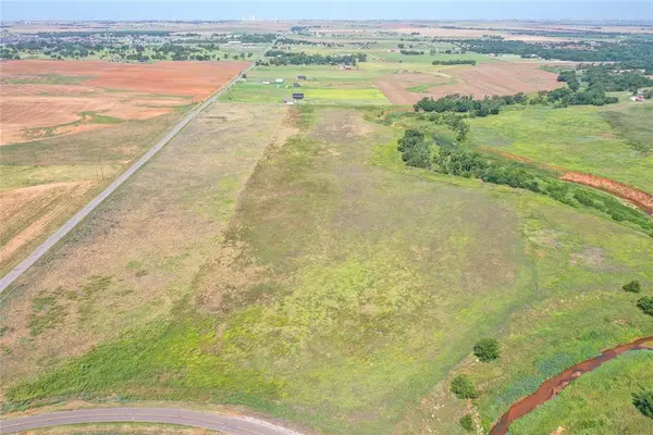 05 E Arapaho RD, Weatherford, OK 73096