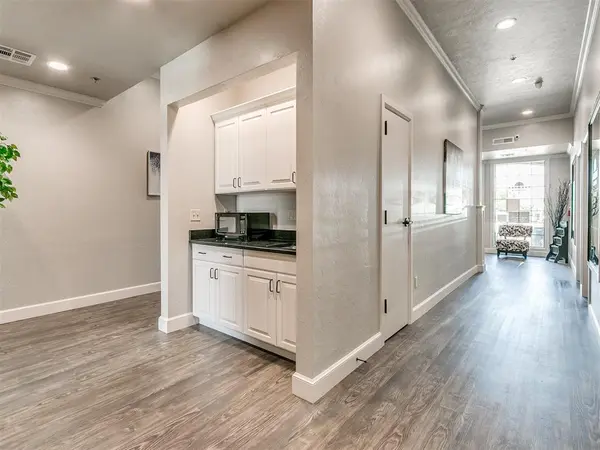 1703 Professional CIR, Yukon, OK 73099