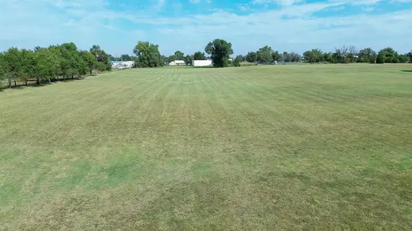 3614 N washington ST, Enid, OK 73701