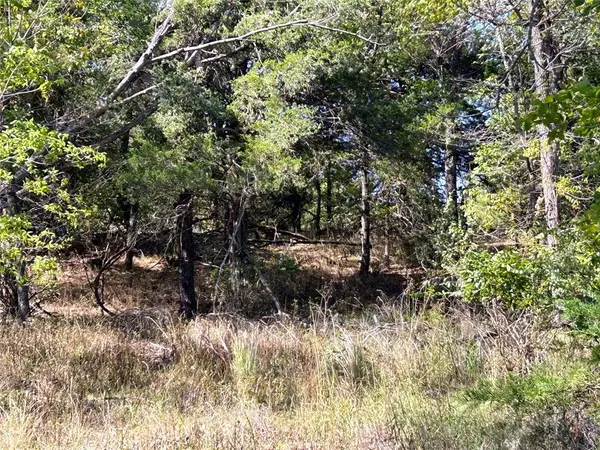 0000 S Riverside RD, Yale, OK 74085