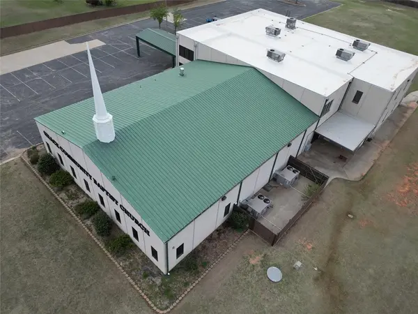 10901 S Santa Fe AVE, Oklahoma City, OK 73170