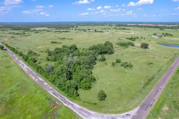 E County Road 1610 RD, Elmore City, OK 73433