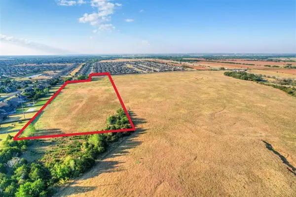 W Britton RD, Yukon, OK 73099