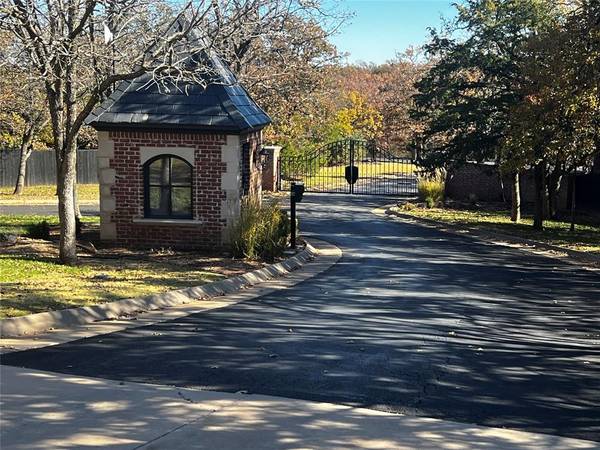 11537 Winding Lake DR, Arcadia, OK 73007