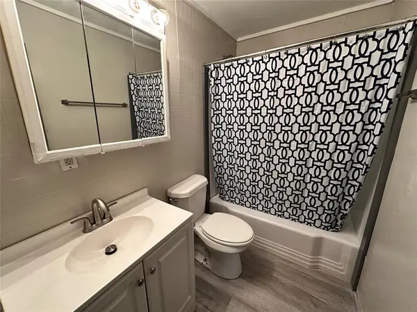 3929 SE 22, Del City, OK 73115