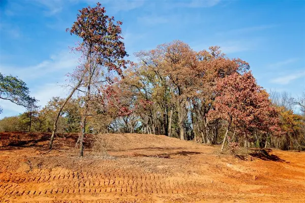 7635 Old Oak TRL, Guthrie, OK 73044