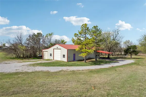 7201 Country LN, Mustang, OK 73064